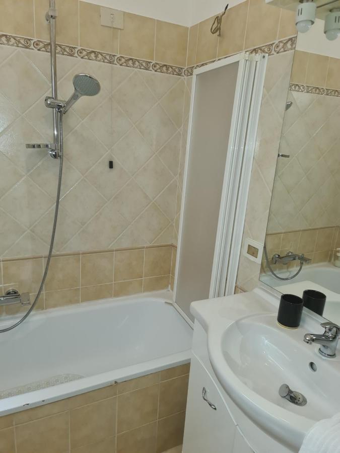 Nicoleta Bed & Breakfast Рим Екстериор снимка